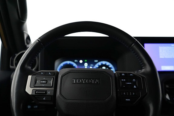 Toyota Land Cruiser 9 of 29