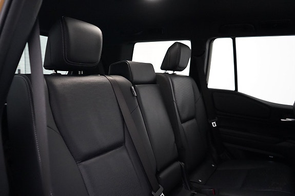 Toyota Land Cruiser 22 of 29