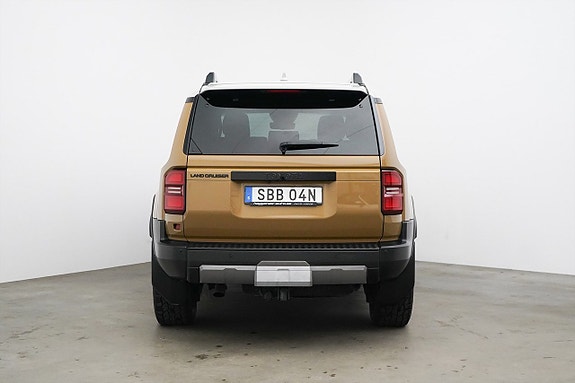 Toyota Land Cruiser 25 of 29