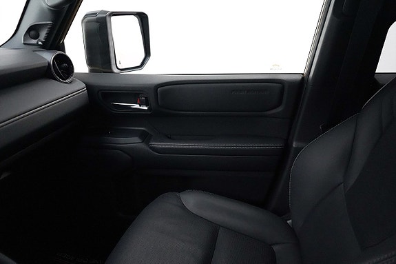 Toyota Land Cruiser 18 of 29