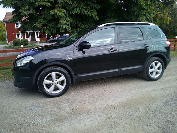 Nissan Qashqai+2 9 of 16