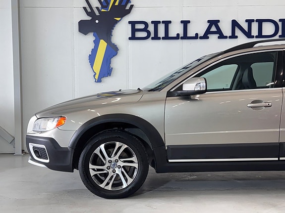Volvo XC70 9 of 28