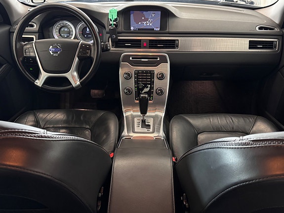 Volvo XC70 19 of 28