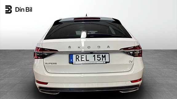 Skoda Superb 5 of 12