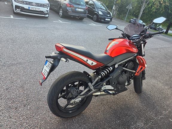 Kawasaki ER-6N ABS 6 of 10