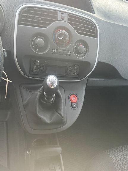 Renault Kangoo Express 10 of 13