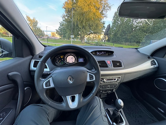 Renault Megane III 9 of 11