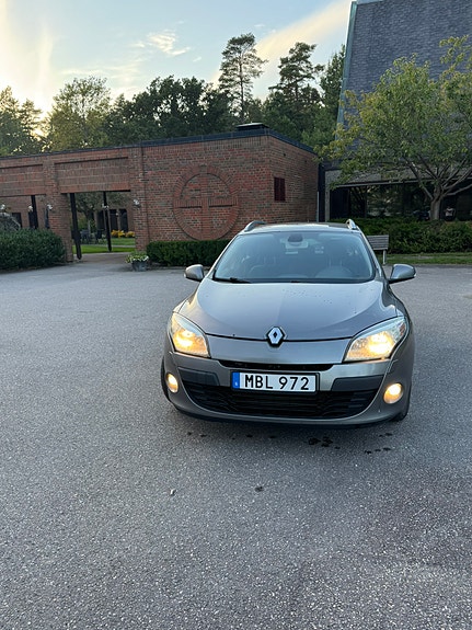Renault Megane III 7 of 11