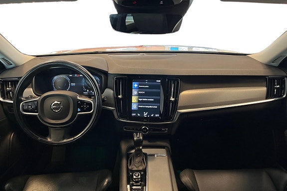 Volvo V90 Cross Country 15 of 30