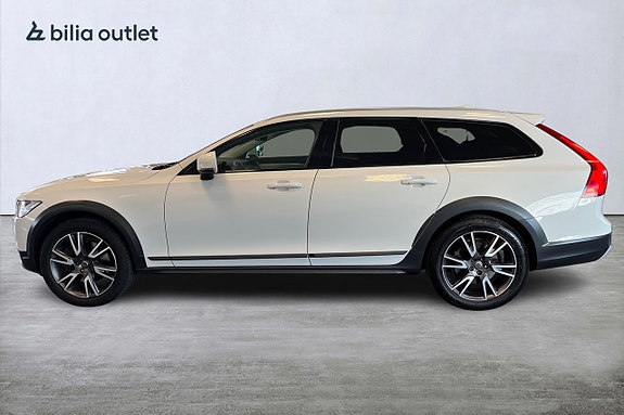 Volvo V90 Cross Country 3 of 30