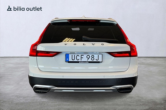 Volvo V90 Cross Country 5 of 30