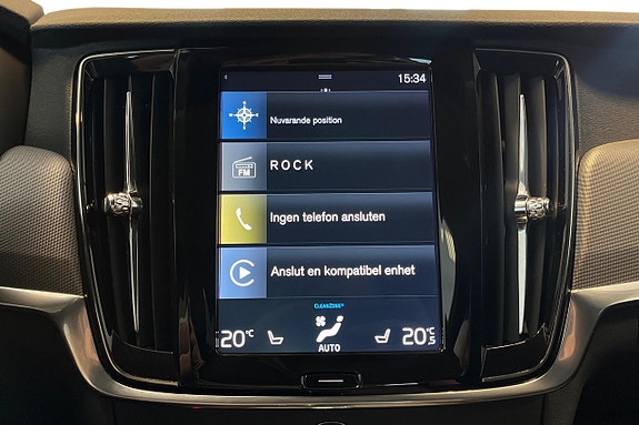 Volvo V90 Cross Country 18 of 30