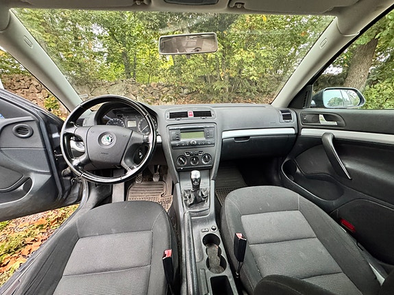 Skoda Octavia 4 of 7