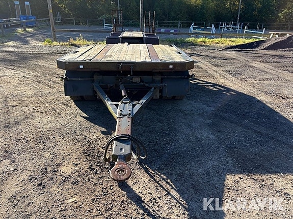 Maskinsläp för skogsmaskin Renders RAC 16.20 3 of 6