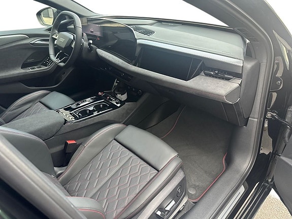 Audi A6 12 of 14
