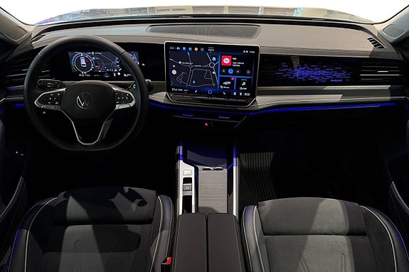 Volkswagen Passat 11 of 25