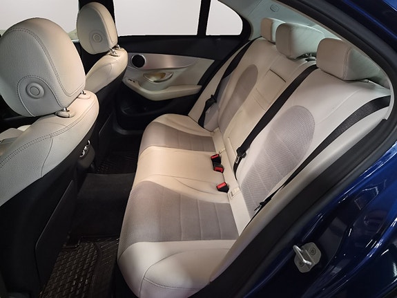 Mercedes-Benz C220 d 12 of 17