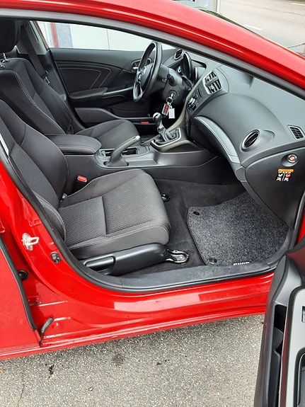 Honda Civic 6 of 9