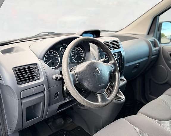Peugeot Expert 10 of 15