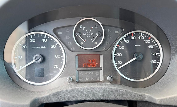 Peugeot Expert 15 of 15