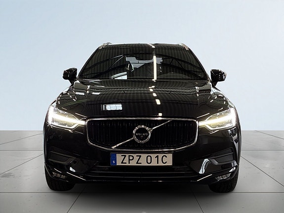 Volvo XC60 2 of 22
