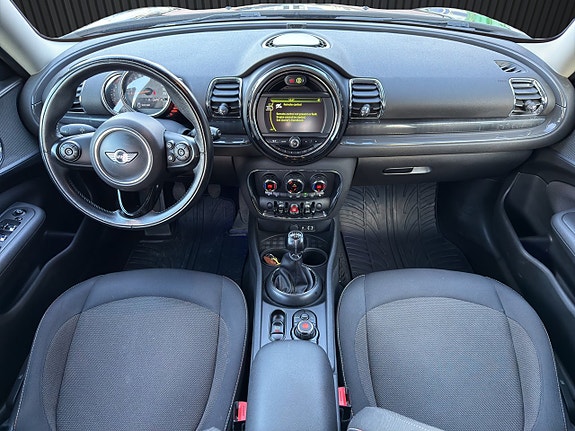 MINI Clubman Cooper D 11 of 19