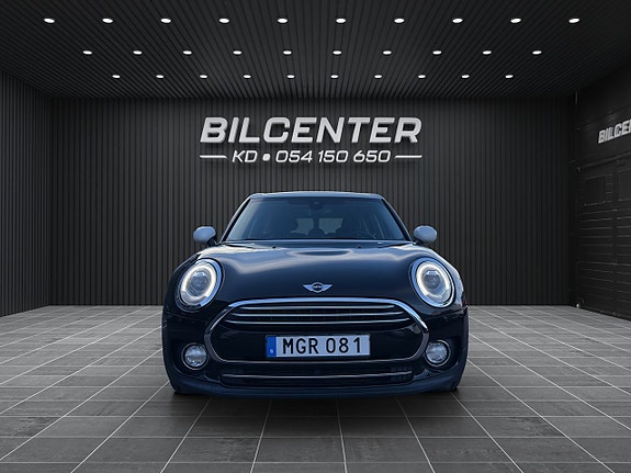 MINI Clubman Cooper D 2 of 19