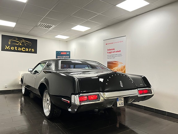 Lincoln Continental Mark IV 8 of 30