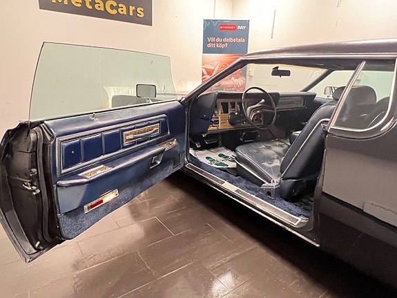 Lincoln Continental Mark IV 29 of 30