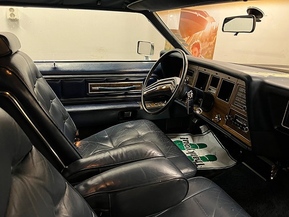 Lincoln Continental Mark IV 20 of 30