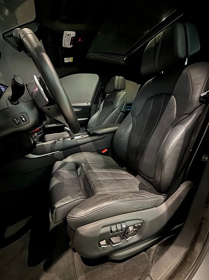 BMW X6 12 of 20