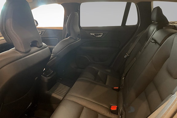 Volvo V60 7 of 13