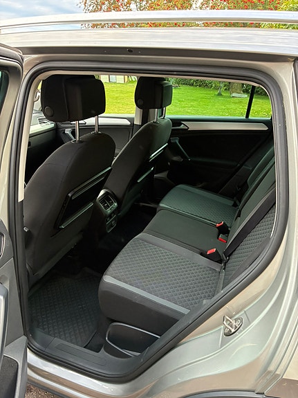 Volkswagen Tiguan 7 of 10