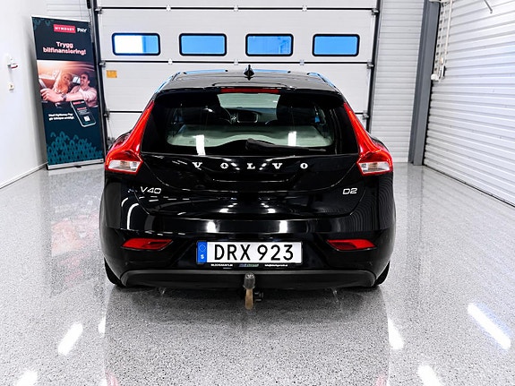 Volvo V40 7 of 13