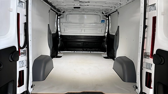 Renault Trafic 10 of 11