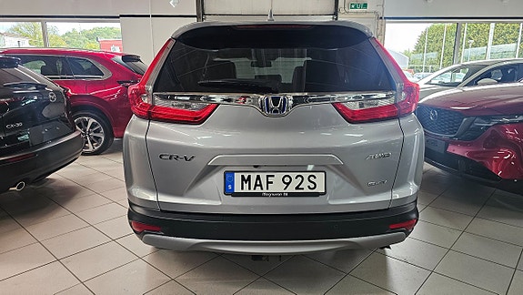 Honda CR-V 5 of 11