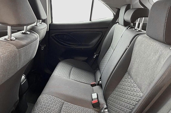 Toyota Yaris Cross 10 of 13