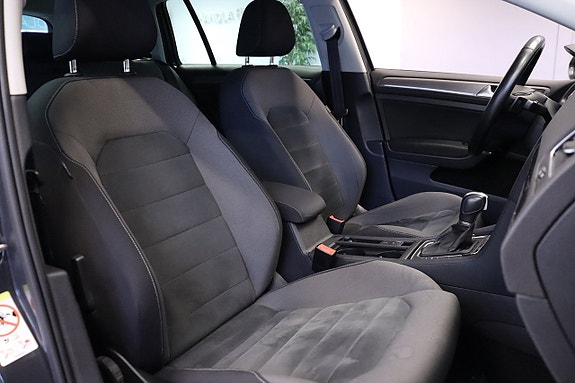Volkswagen Golf Alltrack 12 of 17