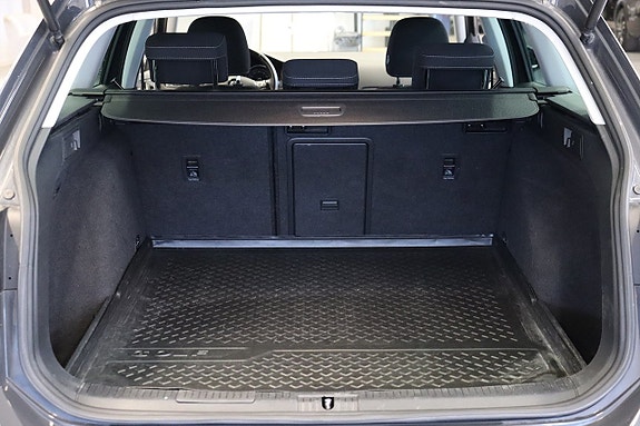 Volkswagen Golf Alltrack 17 of 17