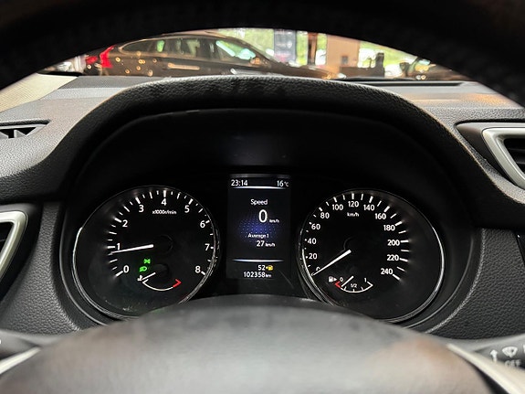 Nissan Qashqai 10 of 15