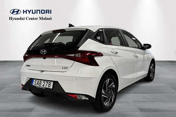 Hyundai i20 2 of 10