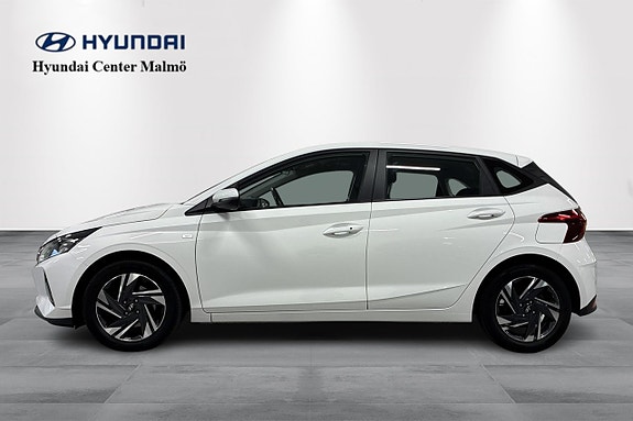 Hyundai i20 3 of 10