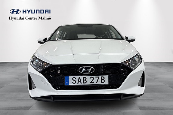 Hyundai i20 4 of 10
