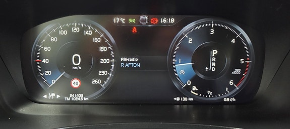 Volvo V90 Cross Country 12 of 21