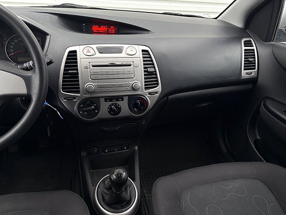 Hyundai i20 13 of 14