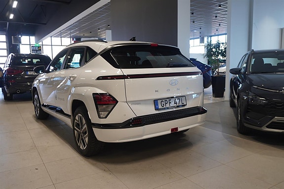Hyundai Kona 4 of 14