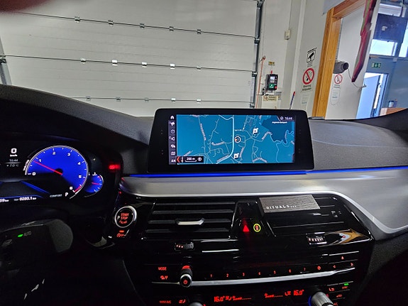 BMW 520d 10 of 17