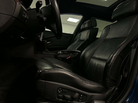 BMW 545i 15 of 22