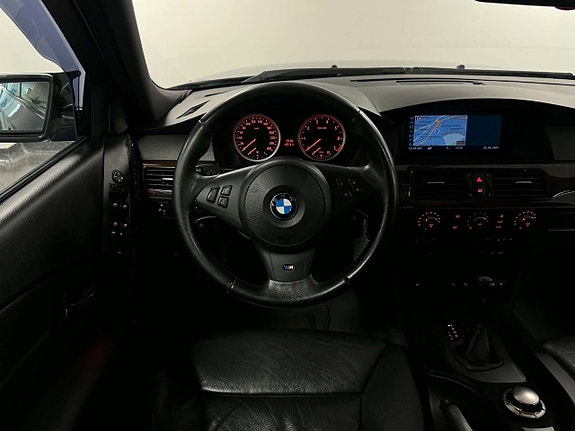 BMW 545i 12 of 22