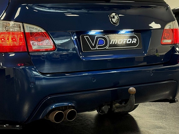 BMW 545i 10 of 22